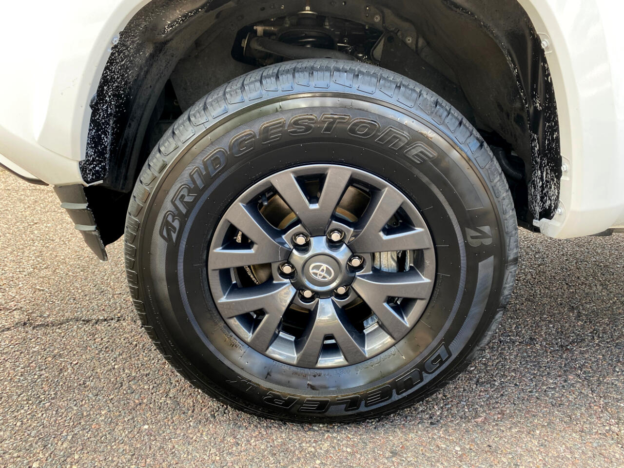 2022 Toyota Tacoma SR5 Double Cab V6 photo 18
