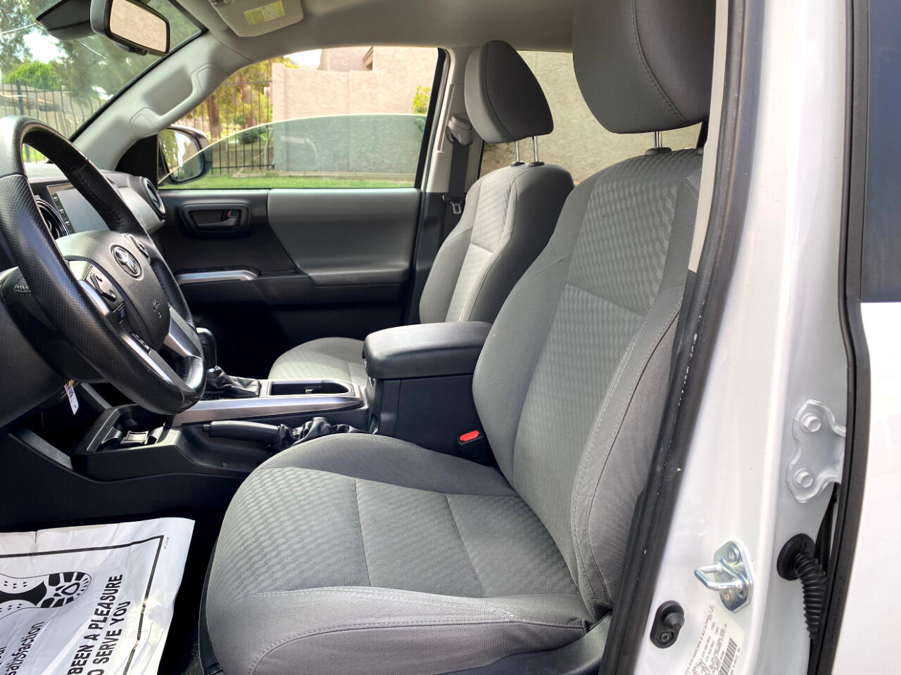 2022 Toyota Tacoma SR5 Double Cab V6 photo 26