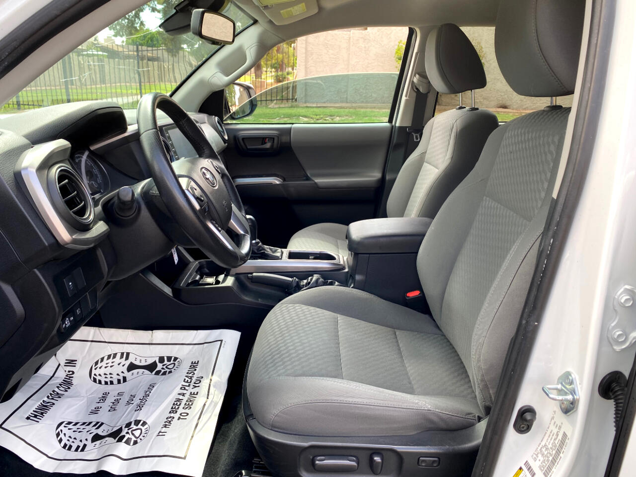 2022 Toyota Tacoma SR5 Double Cab V6 photo 34