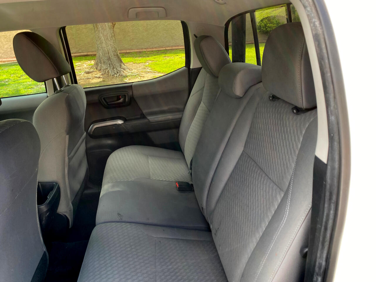 2022 Toyota Tacoma SR5 Double Cab V6 photo 35