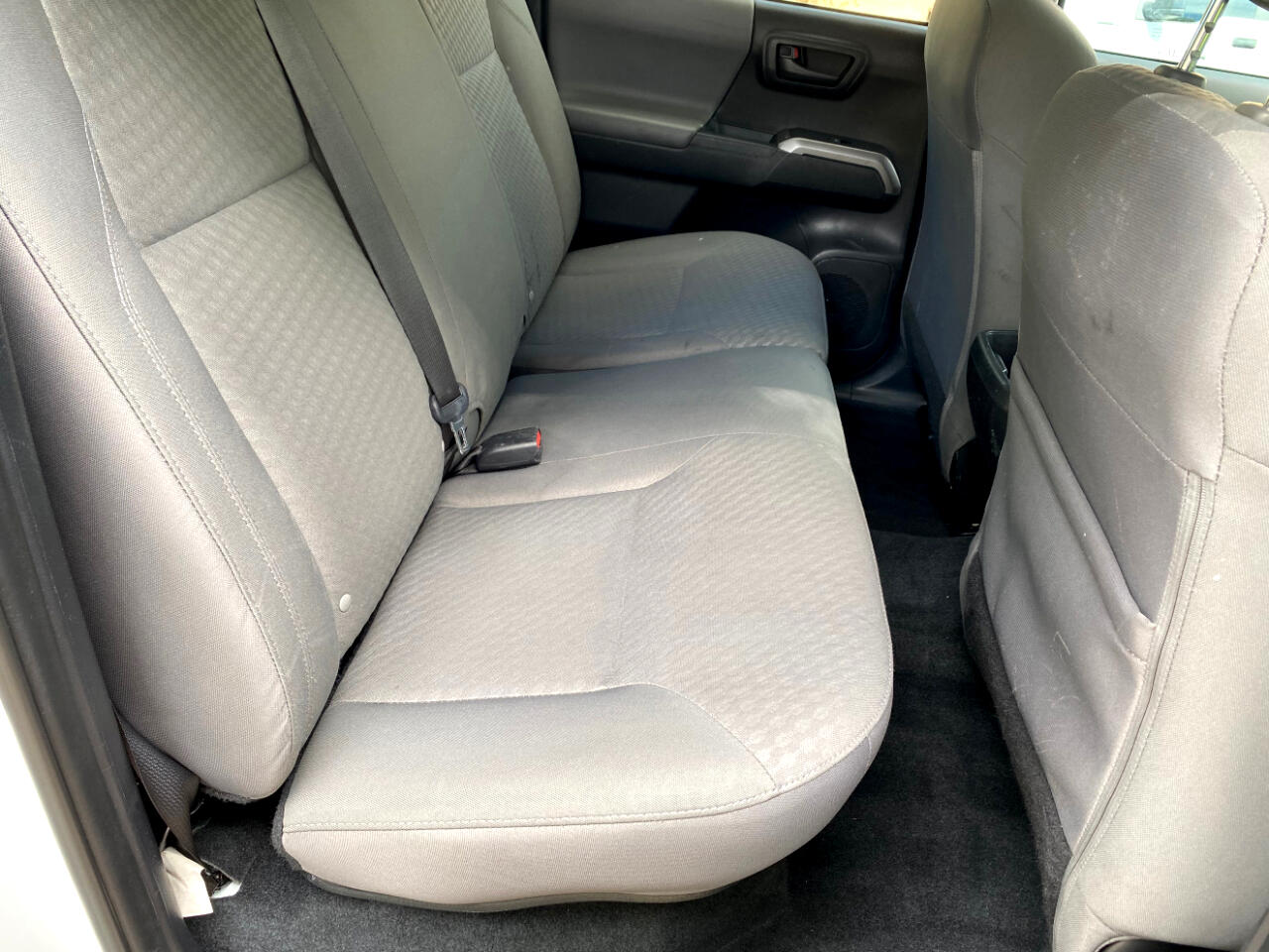 2022 Toyota Tacoma SR5 Double Cab V6 photo 42