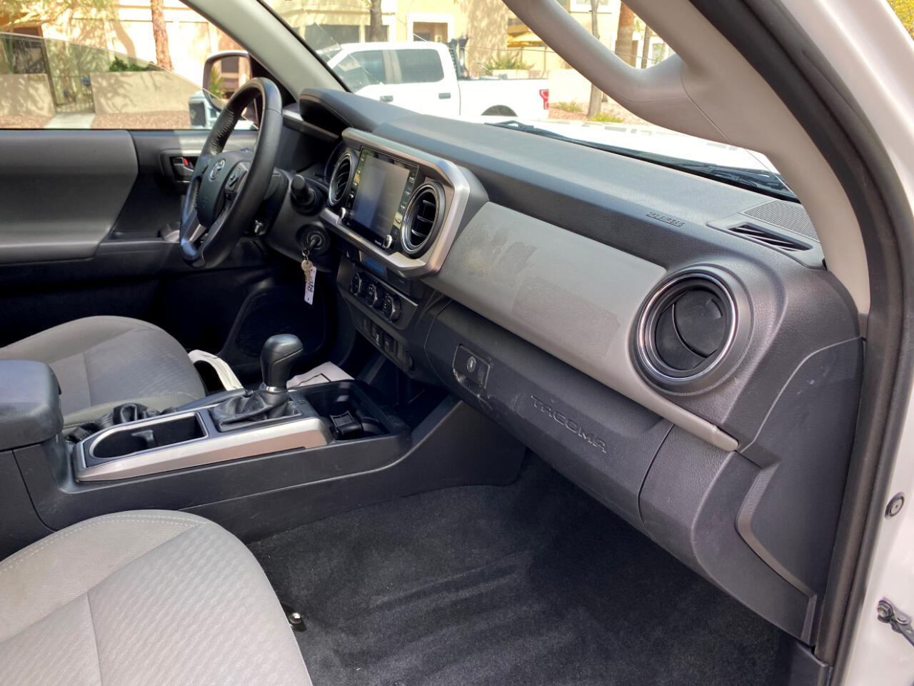 2022 Toyota Tacoma SR5 Double Cab V6 photo 51