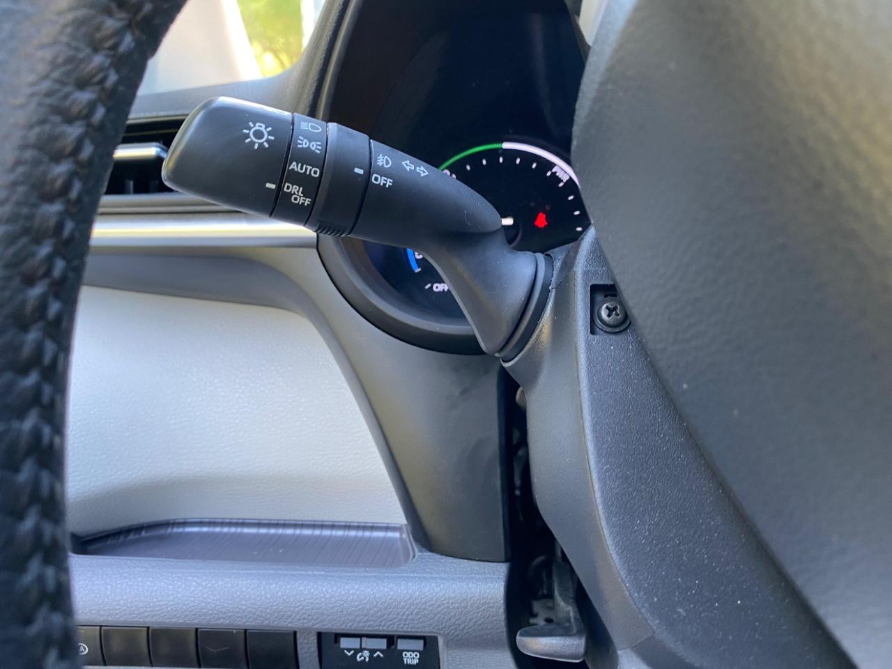 Toyota Sienna XLE FWD 8-Passenger (Natl) 2023