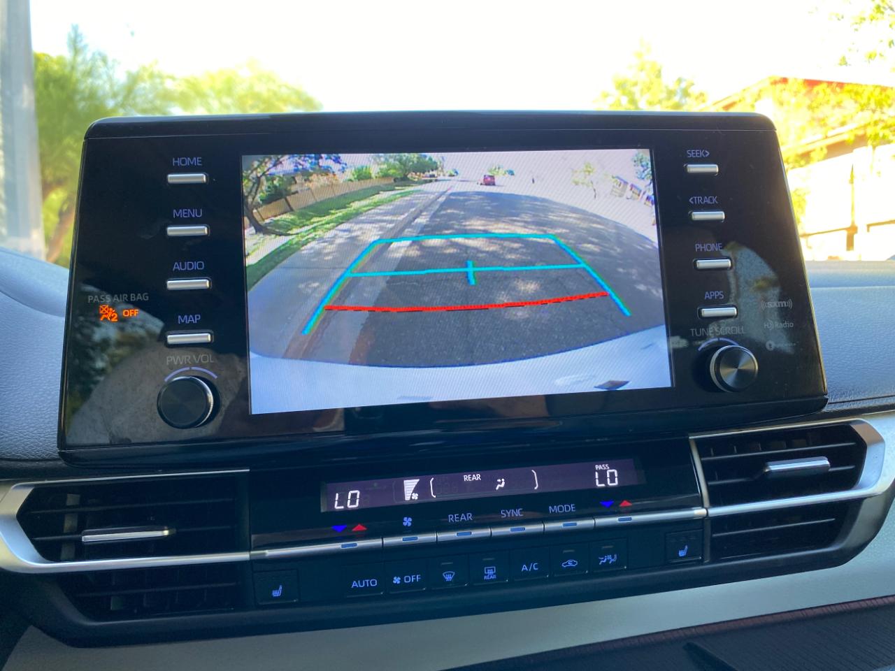 Toyota Sienna XLE FWD 8-Passenger (Natl) 2023