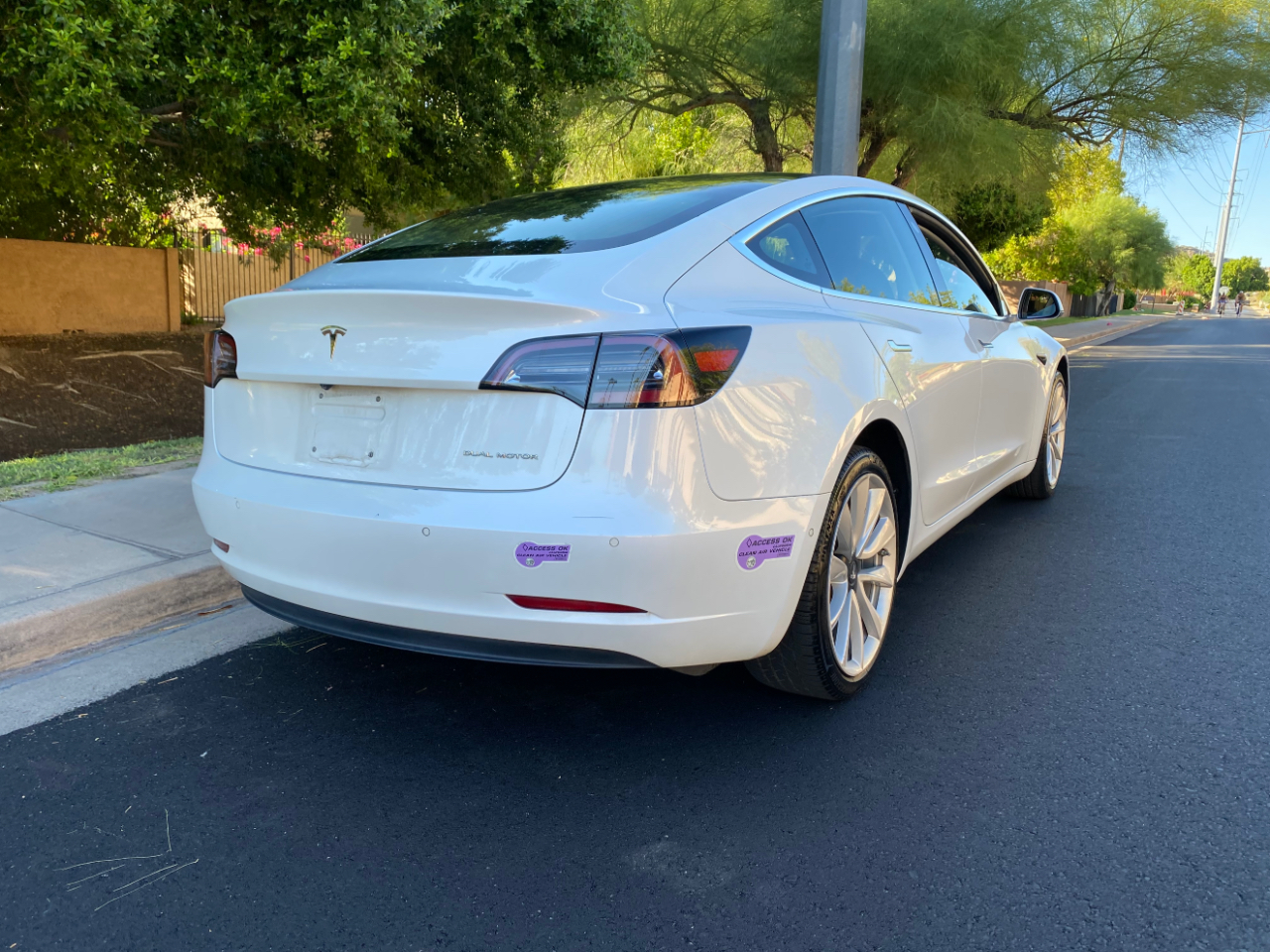2018 Tesla Model 3 Long Range photo 3