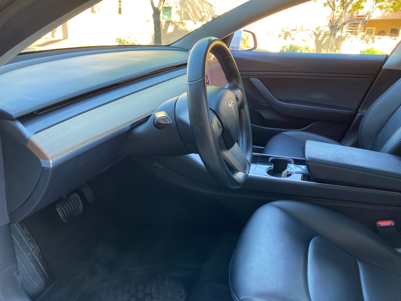 2018 Tesla Model 3 Long Range photo 18