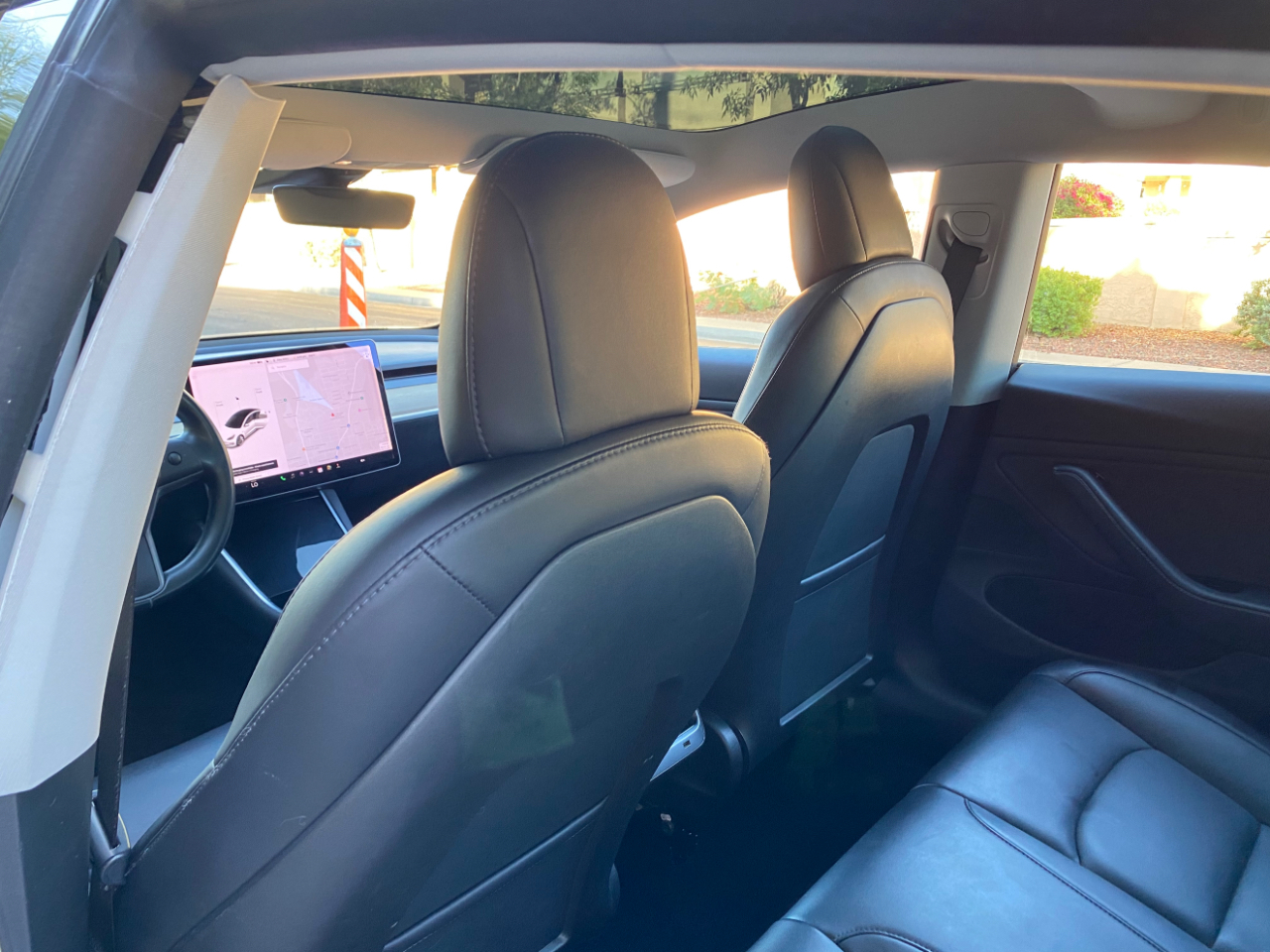 2018 Tesla Model 3 Long Range photo 25