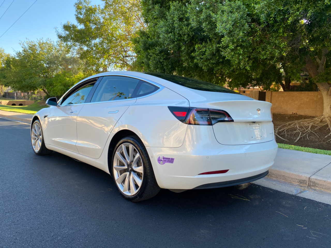 2018 Tesla Model 3 Long Range photo 51