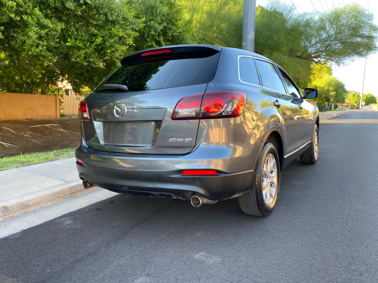 2015 Mazda CX-9 Sport photo 4