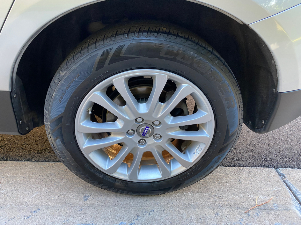 Volvo XC60 AWD 4dr 3.0T 2010 Volvo XC60 AWD 4dr 3.0T 2010