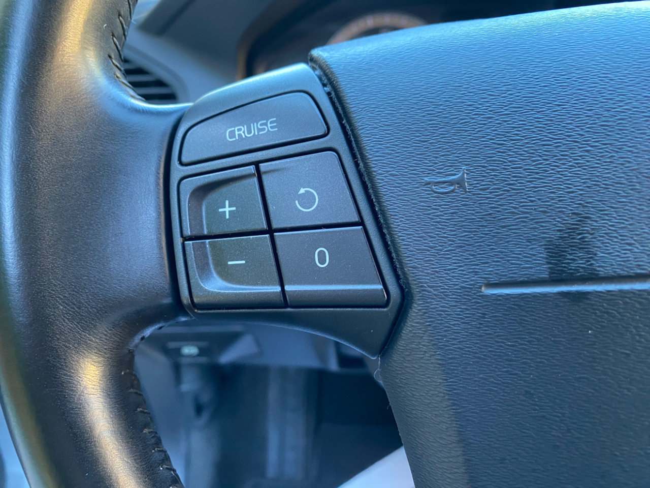 Volvo XC60 AWD 4dr 3.0T 2010 Volvo XC60 AWD 4dr 3.0T 2010