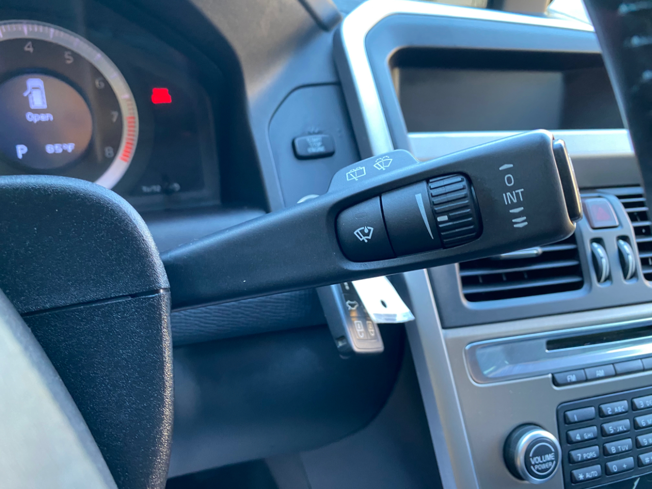 Volvo XC60 AWD 4dr 3.0T 2010 Volvo XC60 AWD 4dr 3.0T 2010