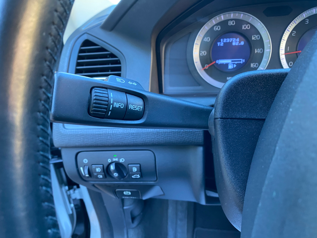 Volvo XC60 AWD 4dr 3.0T 2010 Volvo XC60 AWD 4dr 3.0T 2010