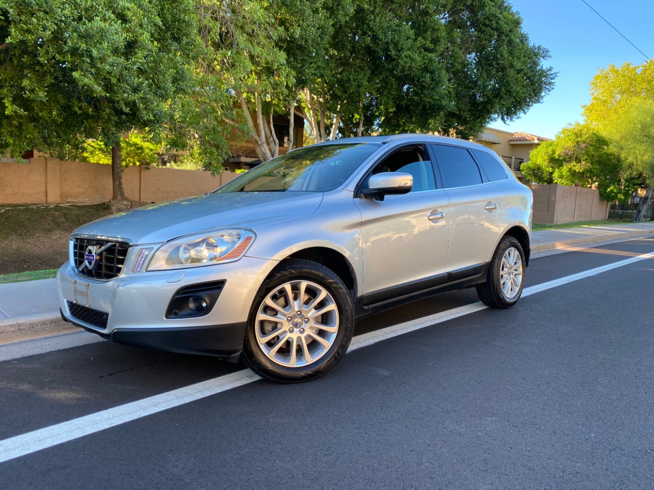 Volvo XC60 AWD 4dr 3.0T 2010 Volvo XC60 AWD 4dr 3.0T 2010