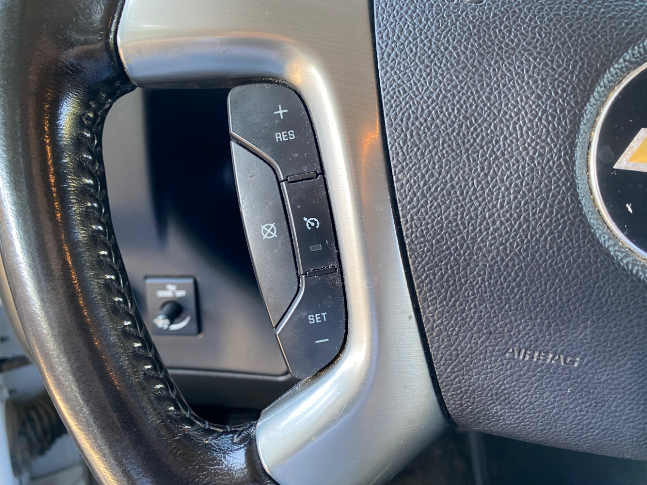 Chevrolet Express Passenger RWD 2500 135" LS 2017 Chevrolet Express Passenger RWD 2500 135" LS 2017