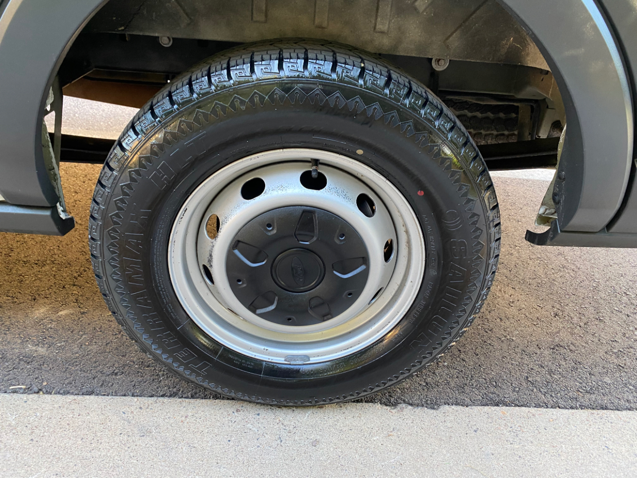 Ford Transit Wagon T-350 148" Low Roof XLT Swing-Out RH Dr 2016