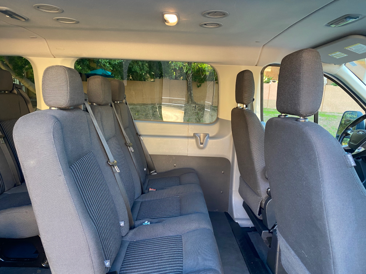 Ford Transit Wagon T-350 148" Low Roof XLT Swing-Out RH Dr 2016