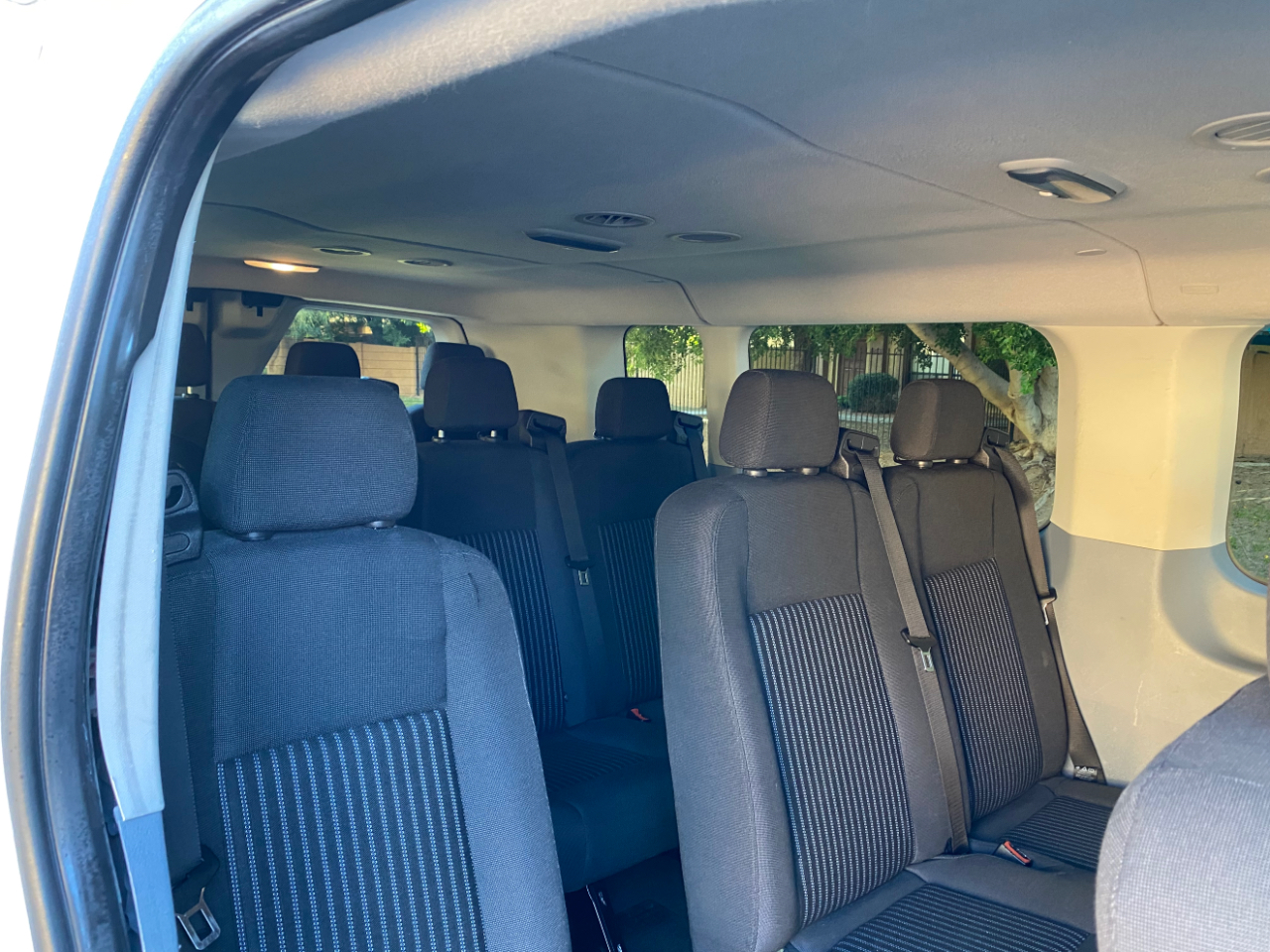 Ford Transit Wagon T-350 148" Low Roof XLT Swing-Out RH Dr 2016