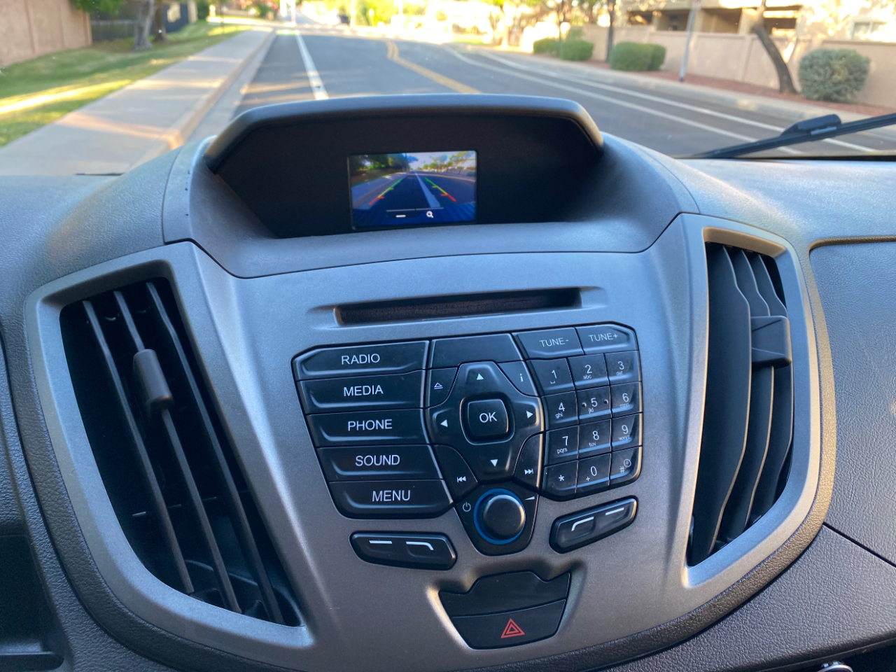 Ford Transit Wagon T-350 148" Low Roof XLT Swing-Out RH Dr 2016