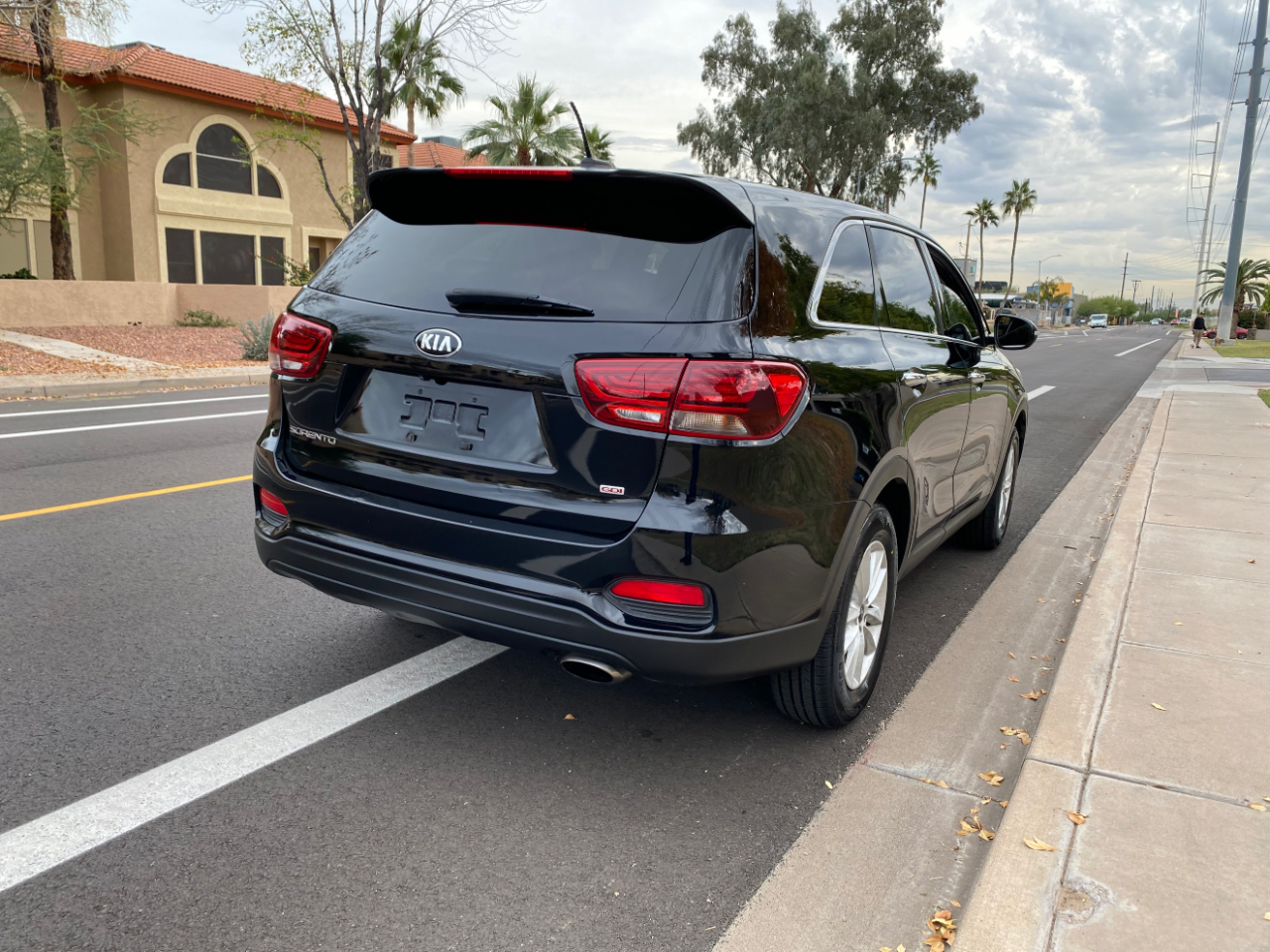 Kia Sorento L FWD 2019