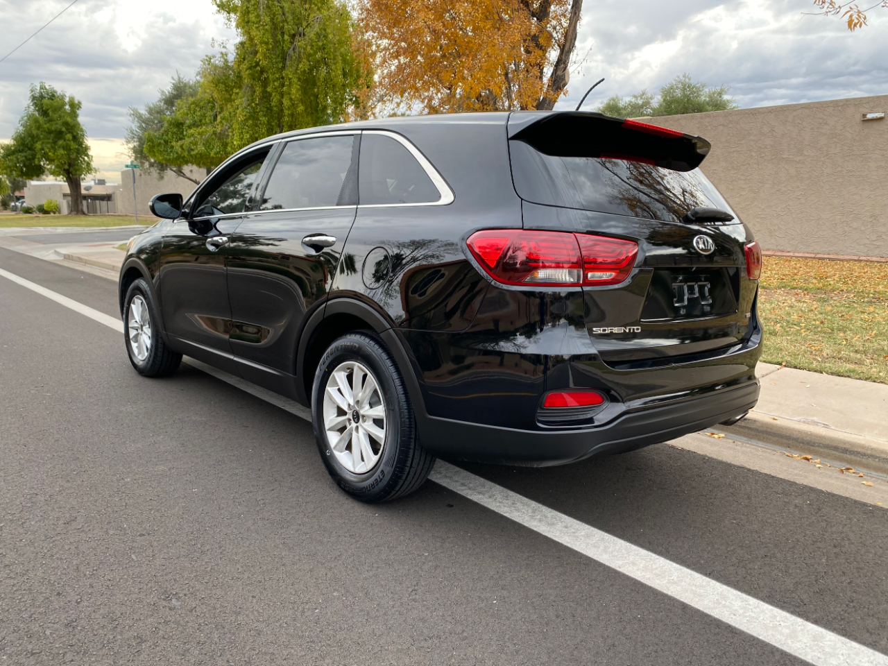 Kia Sorento L FWD 2019