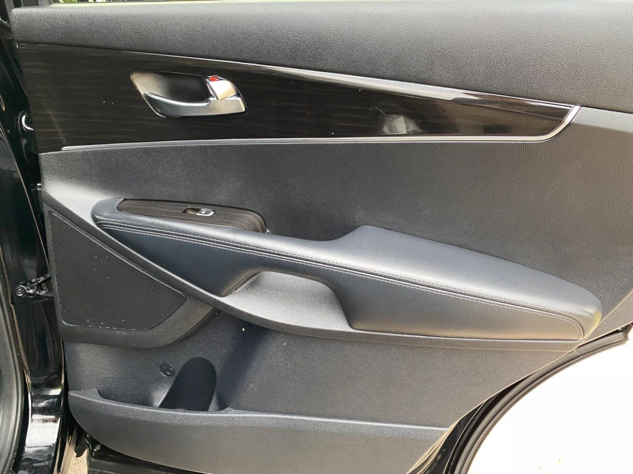 Kia Sorento L FWD 2019