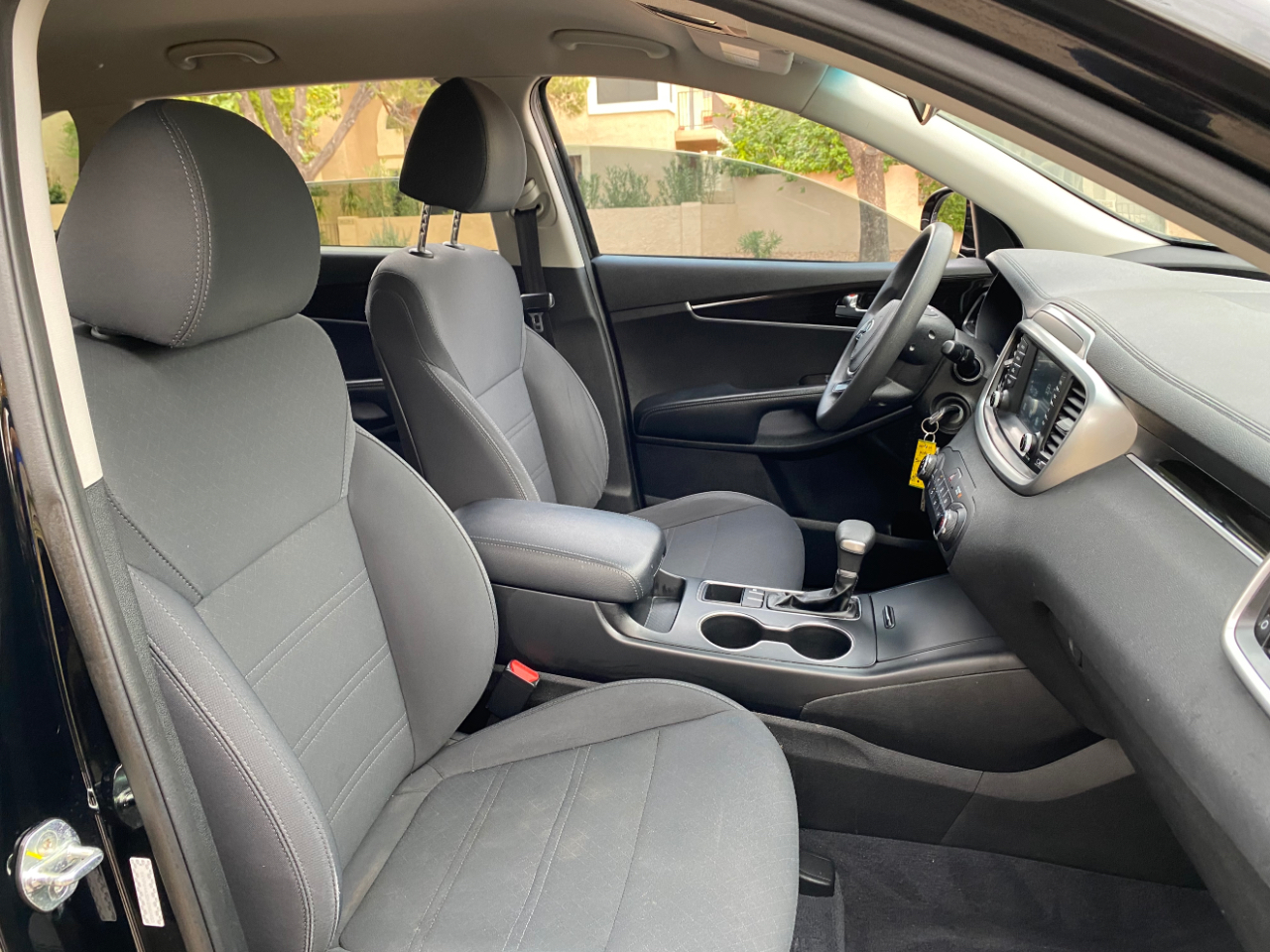 Kia Sorento L FWD 2019