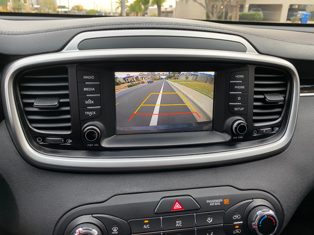 Kia Sorento L FWD 2019