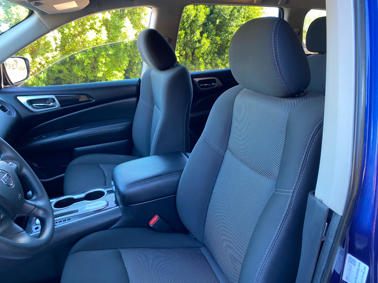 Nissan Pathfinder FWD S 2020