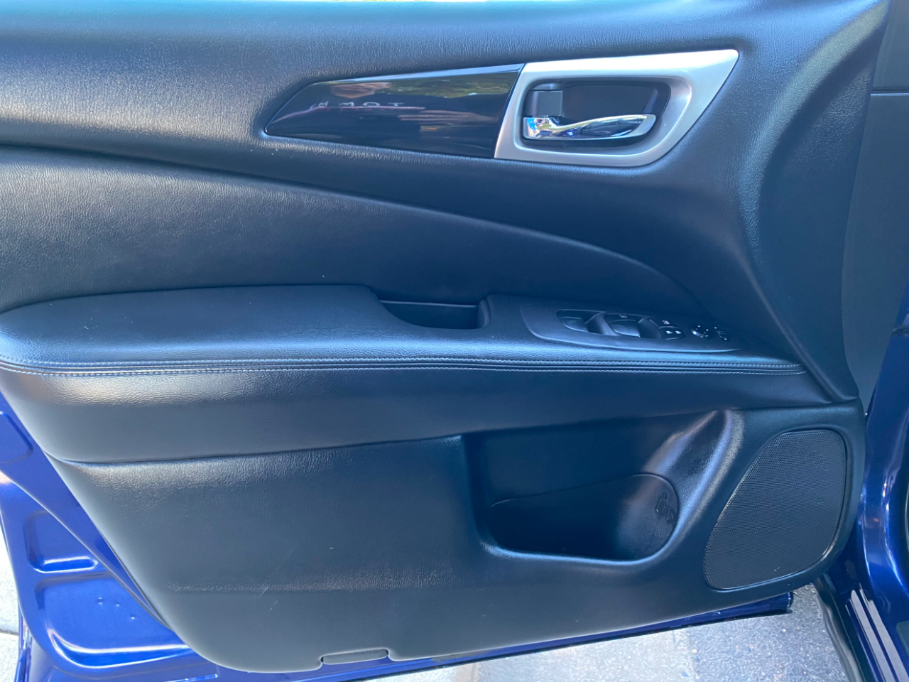 Nissan Pathfinder FWD S 2020