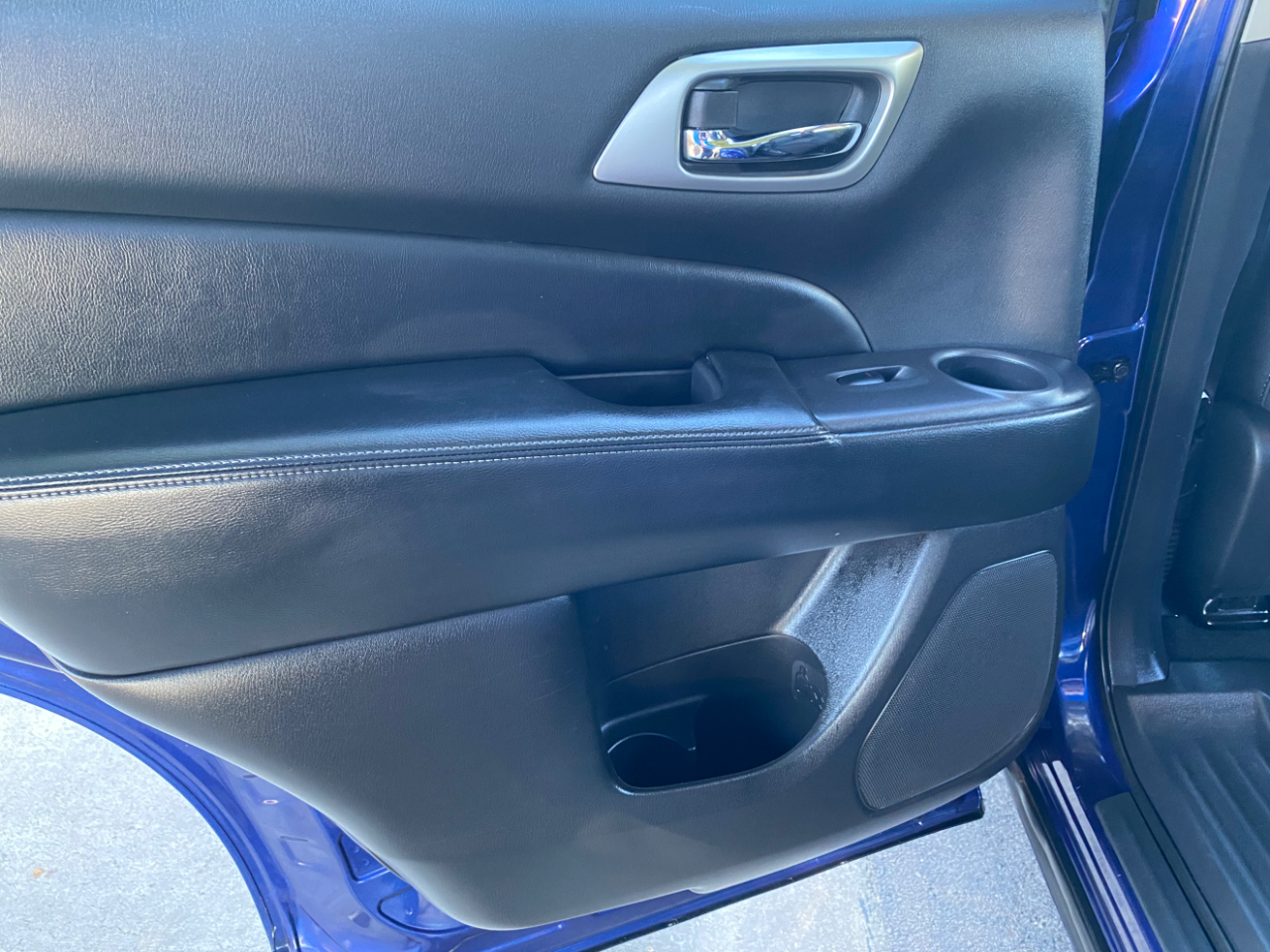 Nissan Pathfinder FWD S 2020