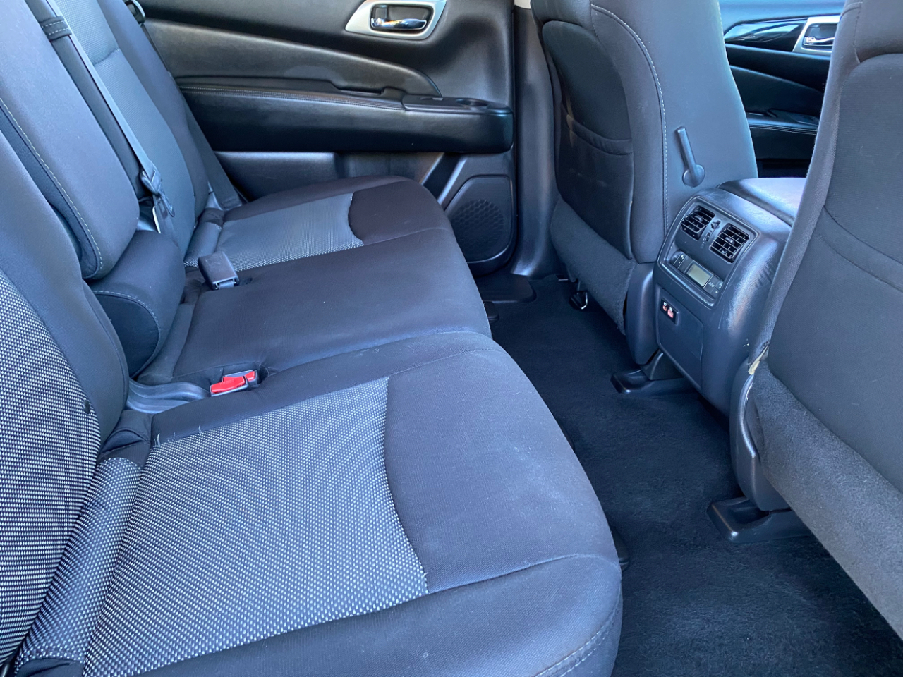 Nissan Pathfinder FWD S 2020