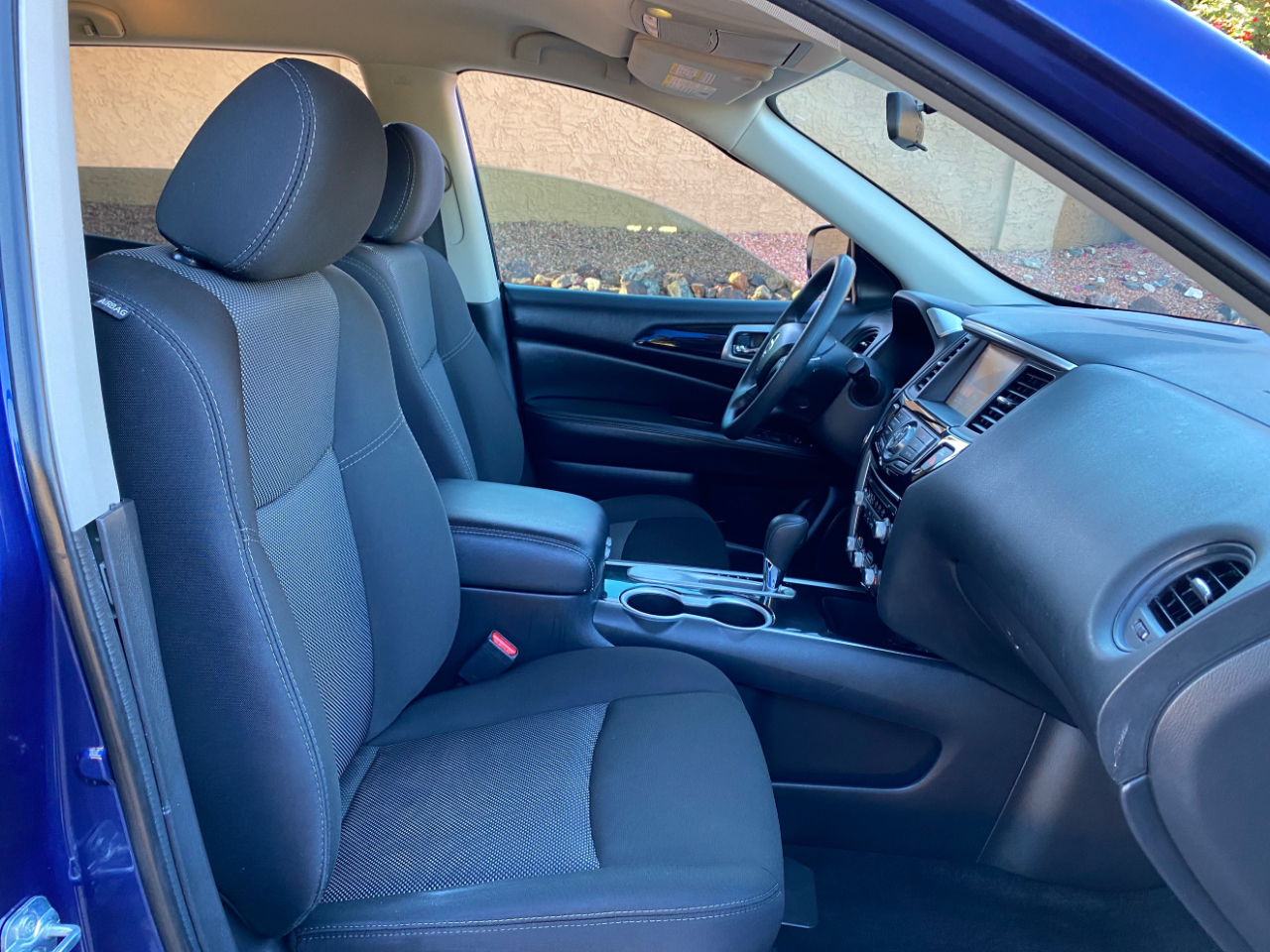 Nissan Pathfinder FWD S 2020