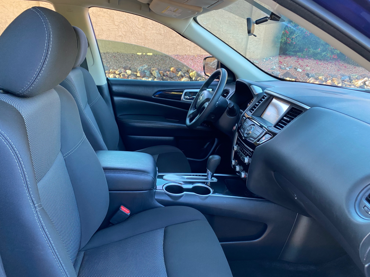 Nissan Pathfinder FWD S 2020