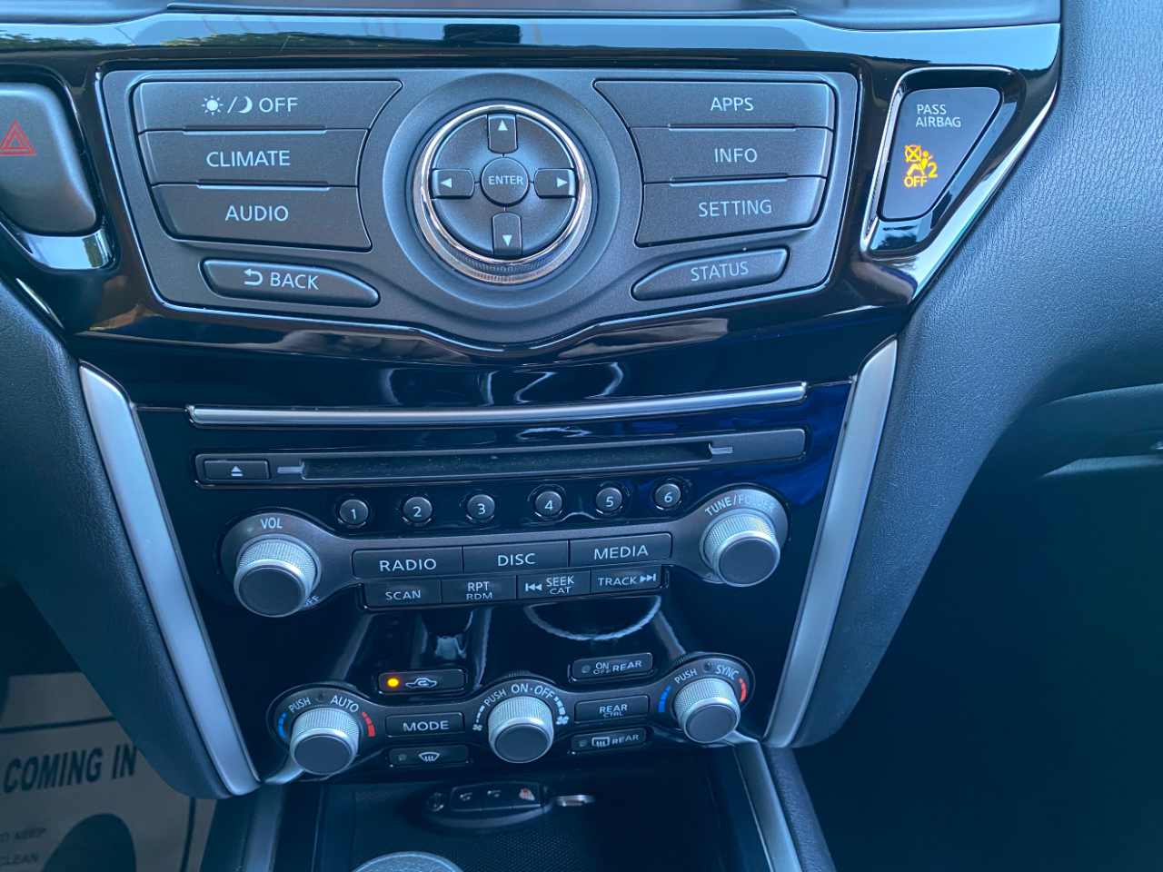 Nissan Pathfinder FWD S 2020