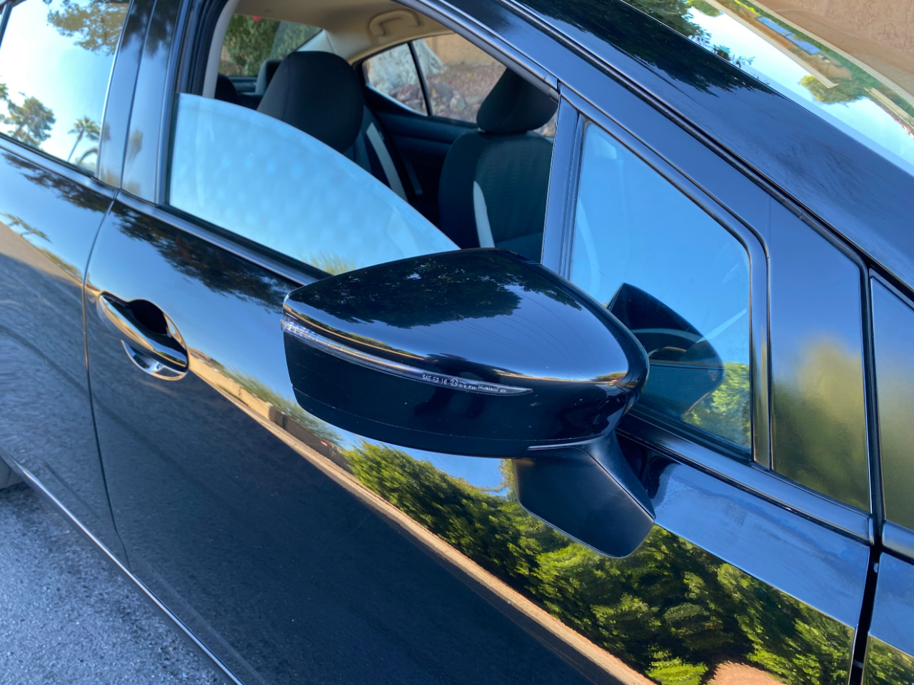 Nissan Versa SV CVT 2021