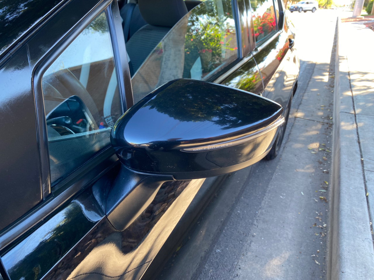 Nissan Versa SV CVT 2021