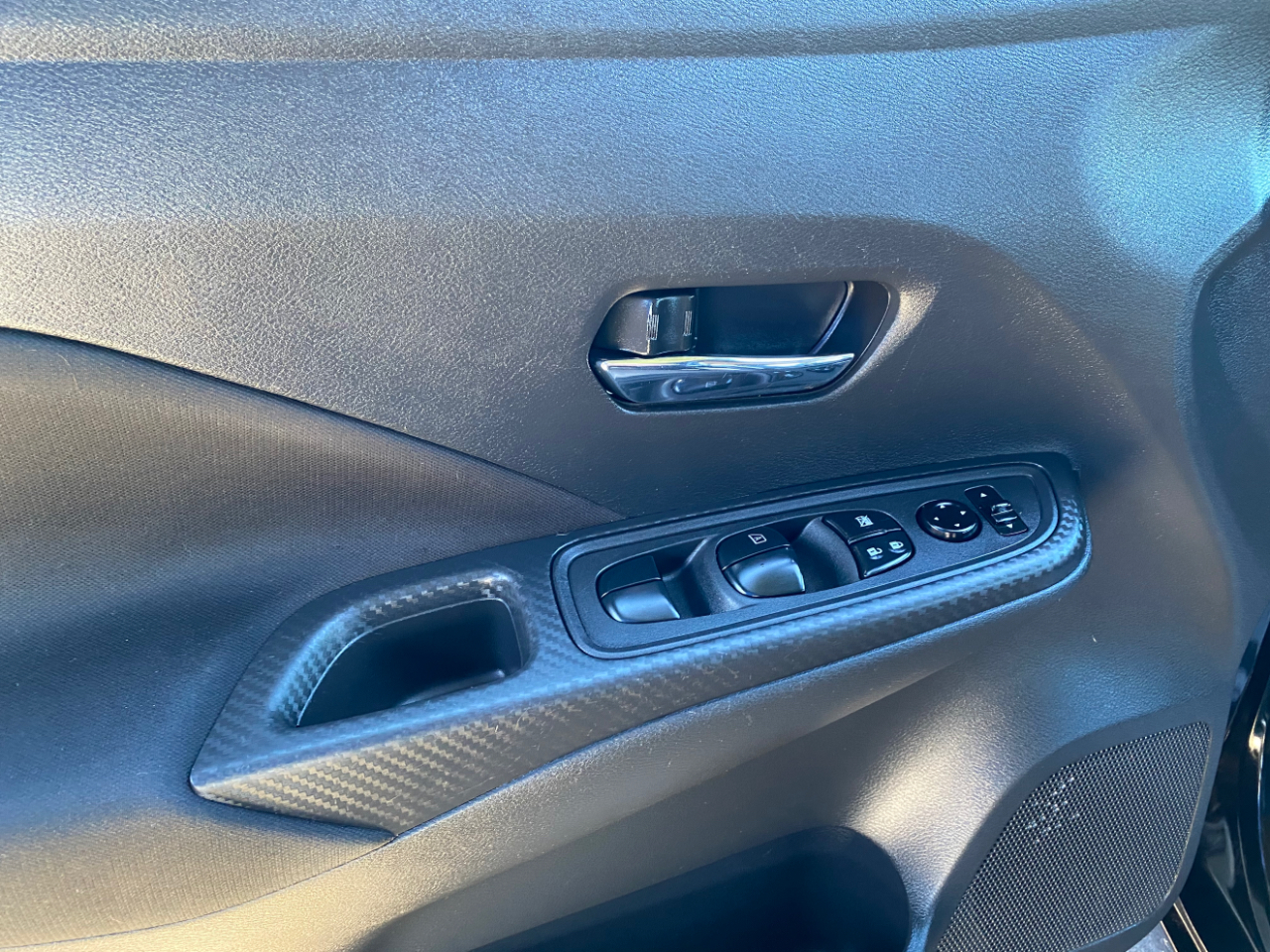 Nissan Versa SV CVT 2021