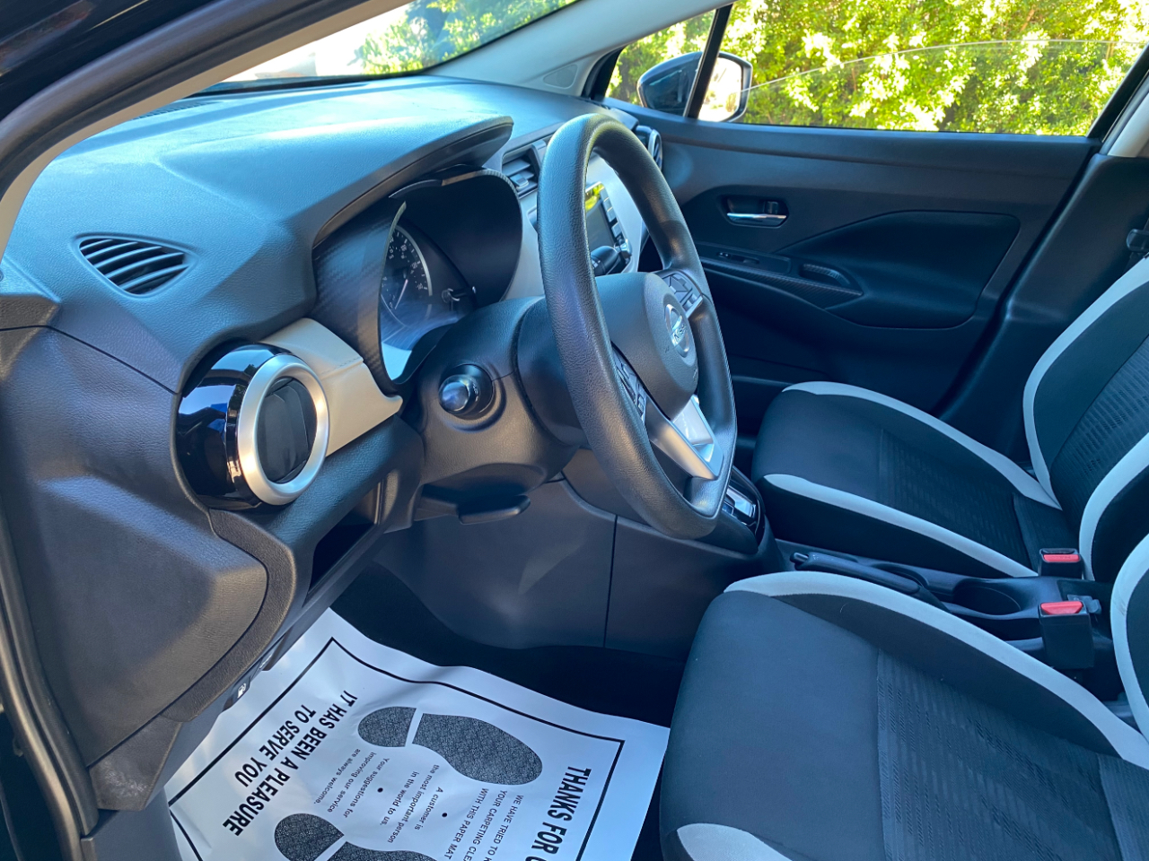 Nissan Versa SV CVT 2021