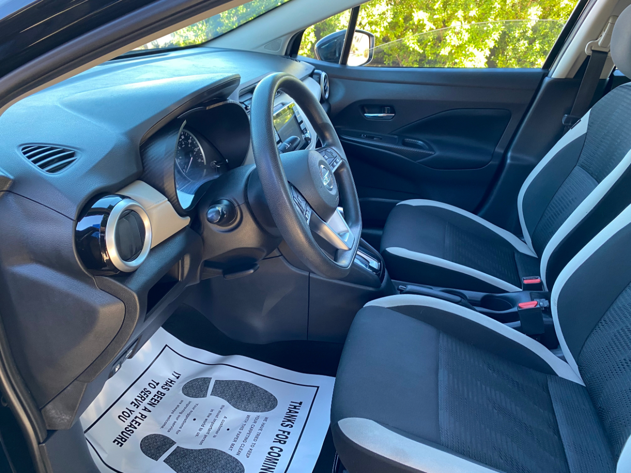 Nissan Versa SV CVT 2021