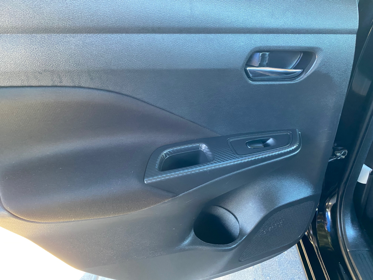 Nissan Versa SV CVT 2021