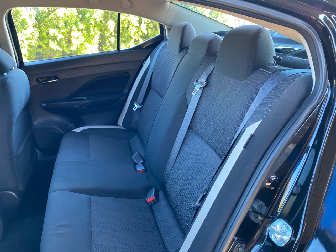 Nissan Versa SV CVT 2021