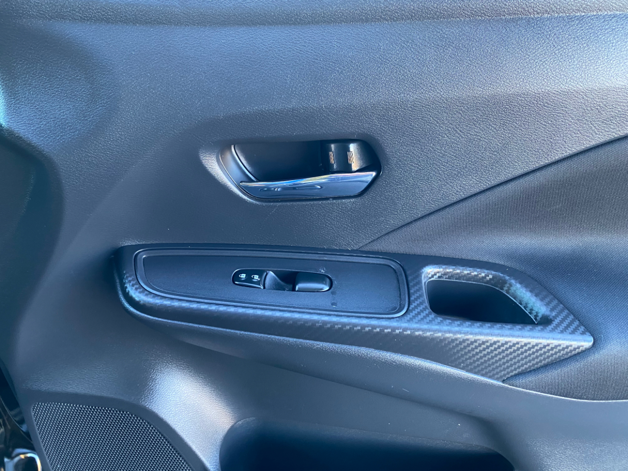 Nissan Versa SV CVT 2021