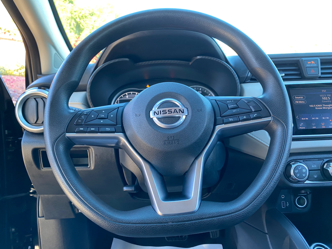 Nissan Versa SV CVT 2021