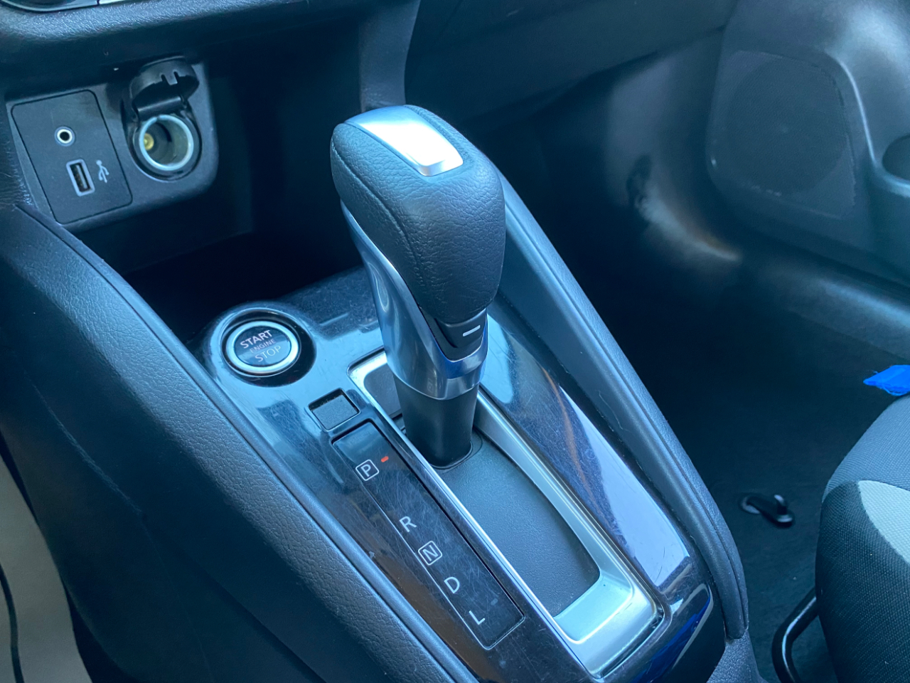 Nissan Versa SV CVT 2021