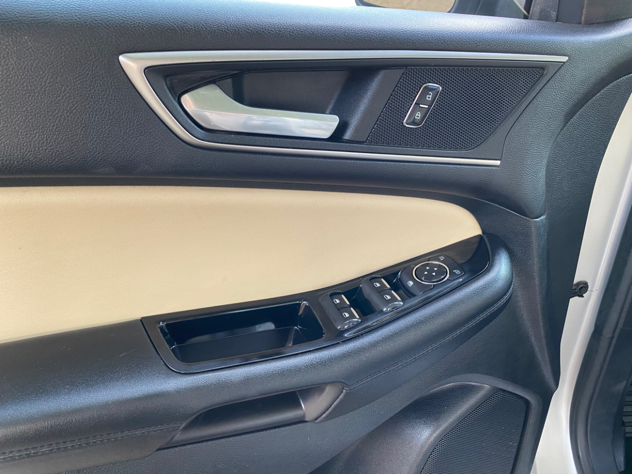 Ford Edge 4dr SEL FWD 2016