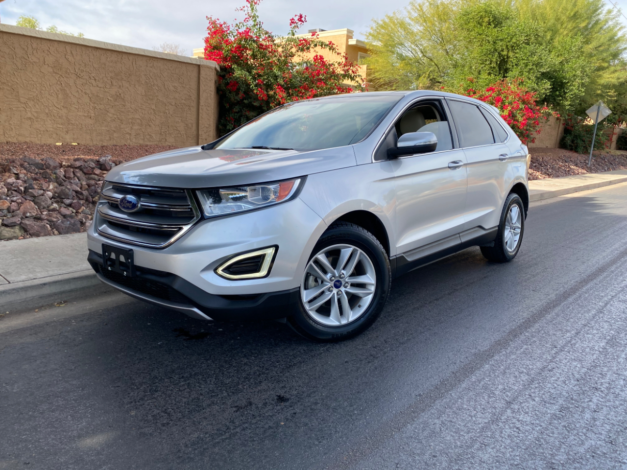 Ford Edge 4dr SEL FWD 2016
