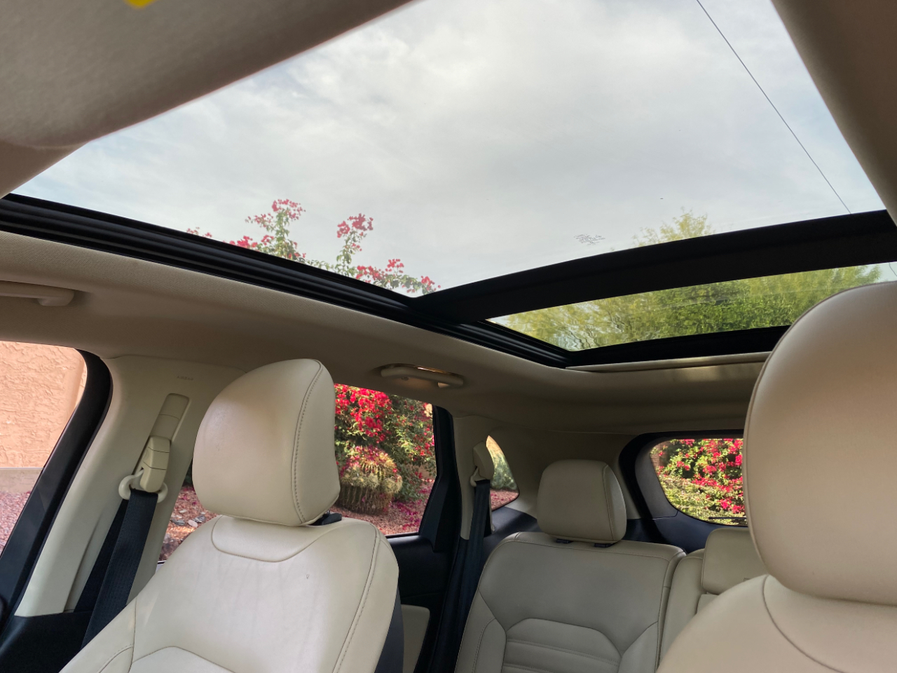 Ford Edge 4dr SEL FWD 2016