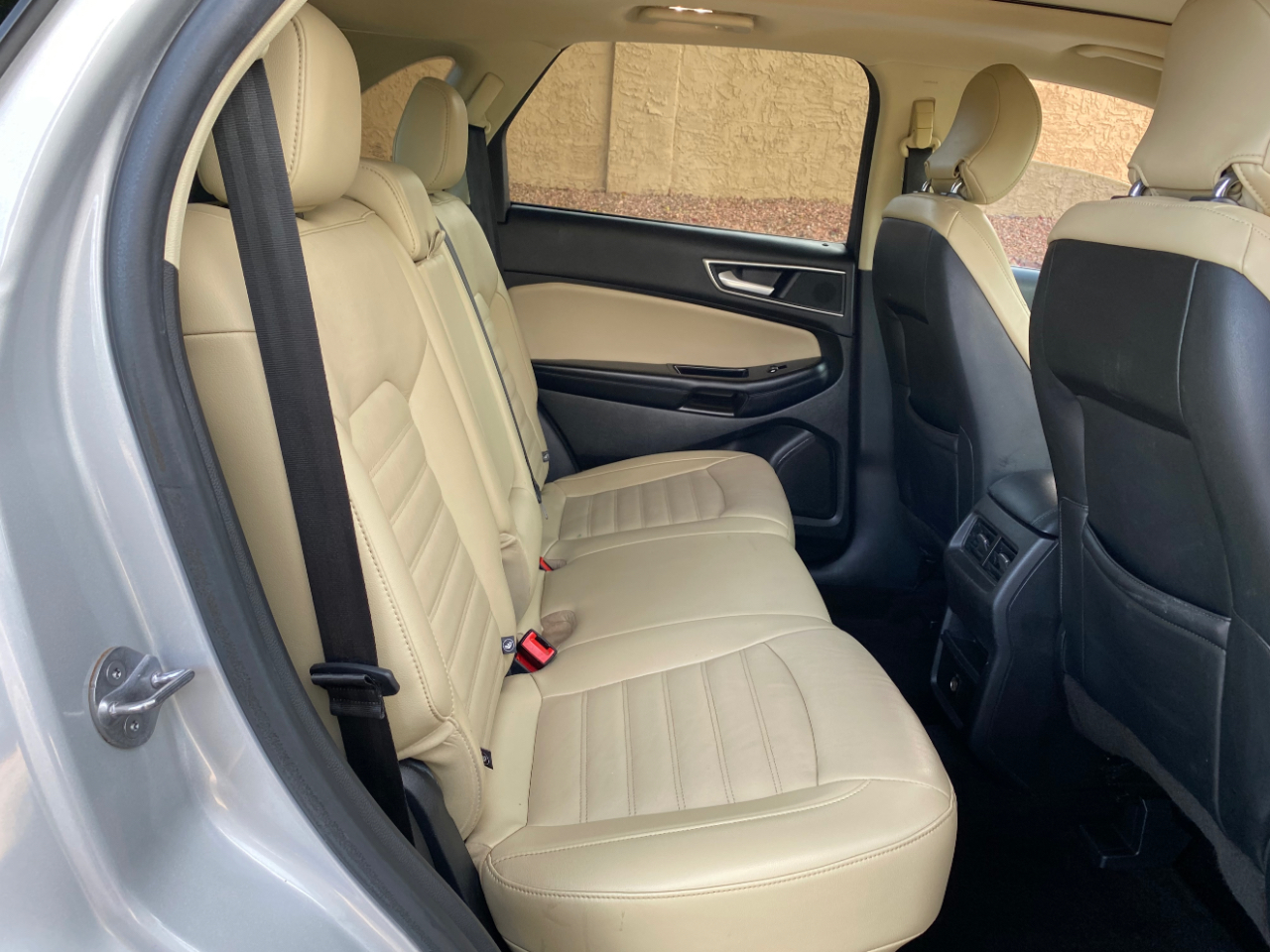 Ford Edge 4dr SEL FWD 2016