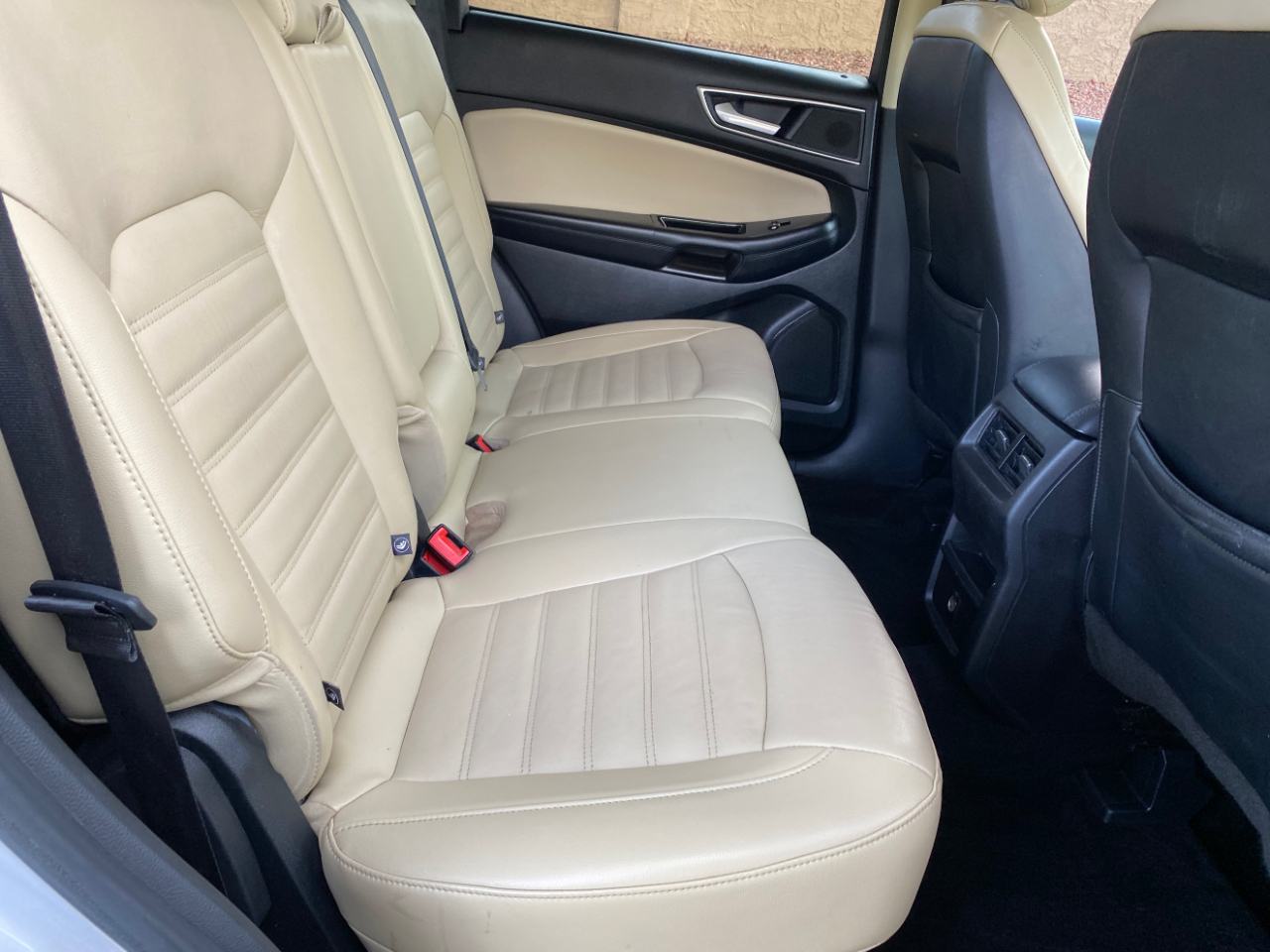 Ford Edge 4dr SEL FWD 2016